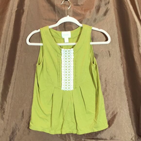 Deletta Tops - Deletta Green Sleeveless Top with Crochet Detail